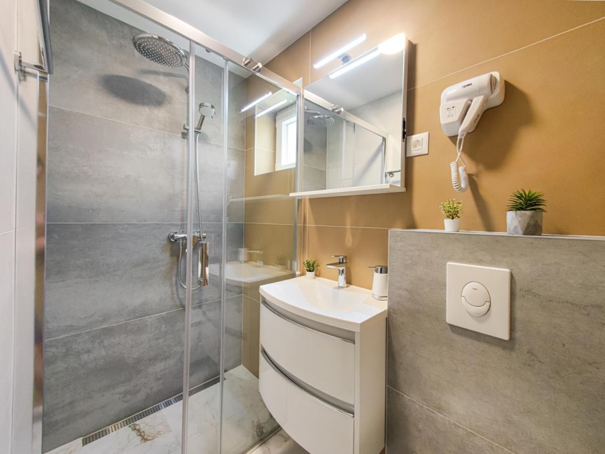 Apartments Klement Brela Luaran gambar