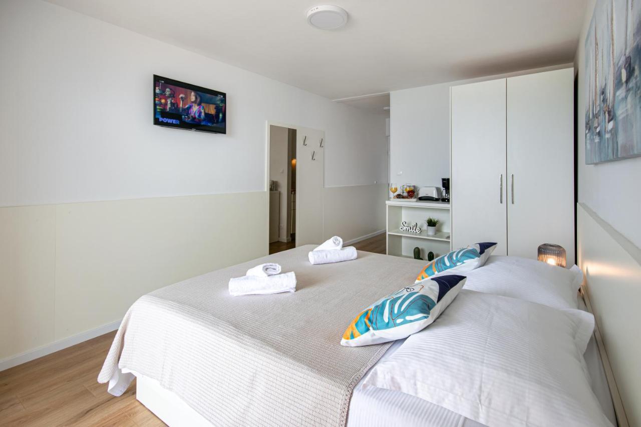 Apartments Klement Brela Luaran gambar