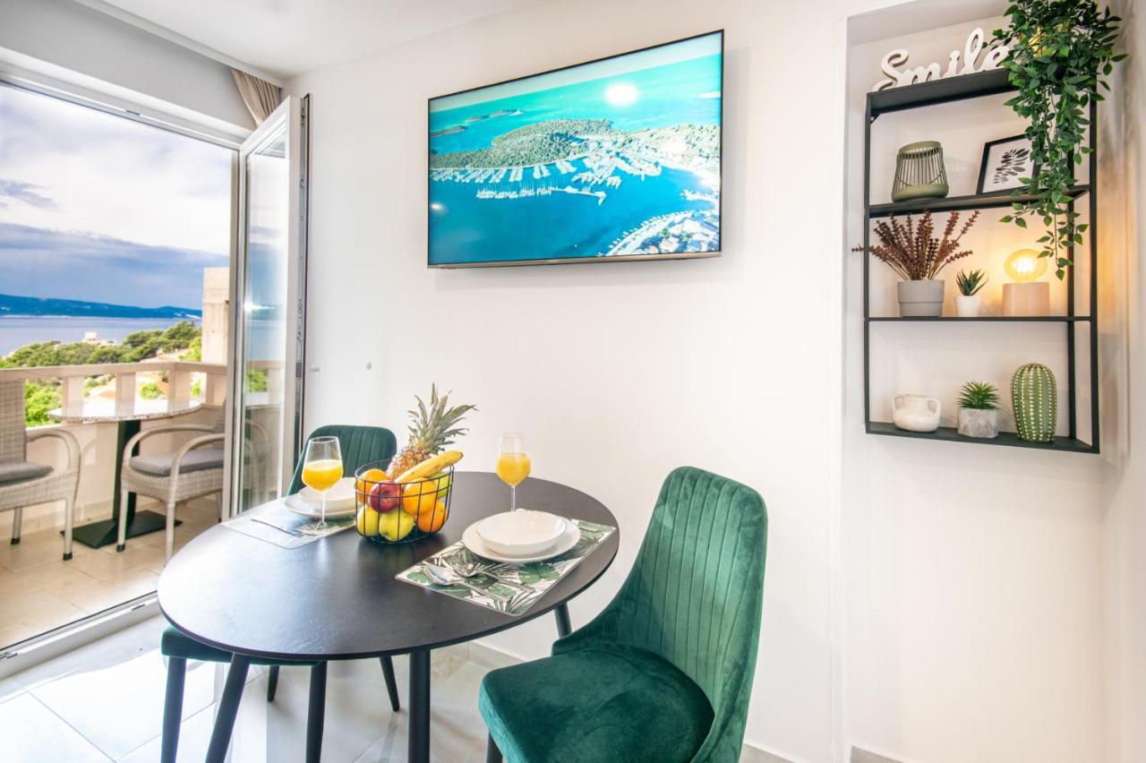 Apartments Klement Brela Luaran gambar