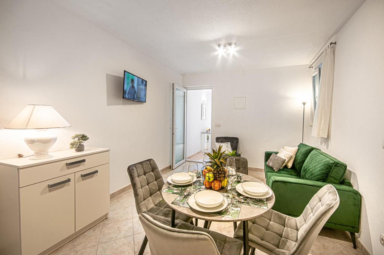 Apartments Klement Brela Luaran gambar