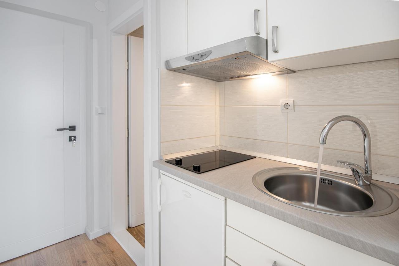 Apartments Klement Brela Luaran gambar