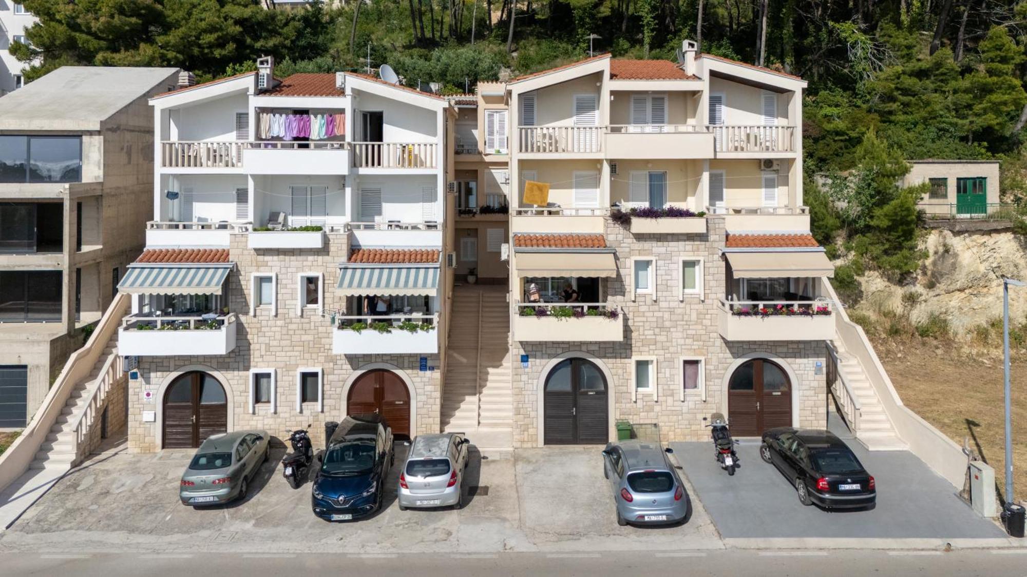 Apartments Klement Brela Luaran gambar